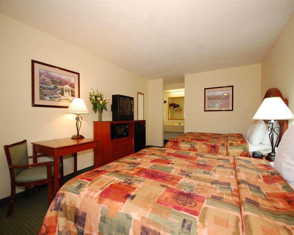 Econo Lodge Russellville Exterior foto